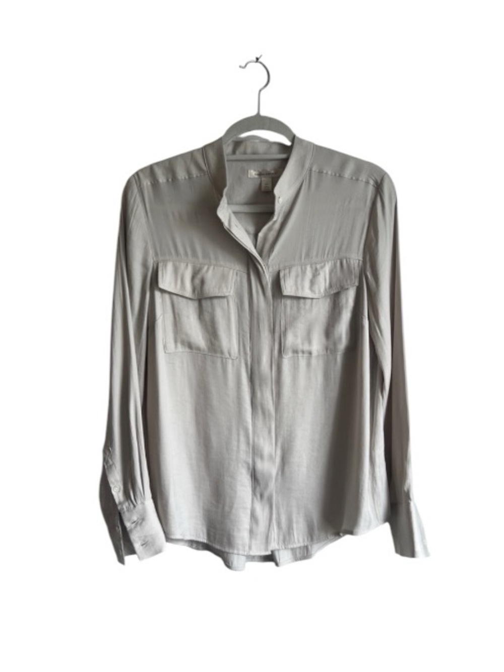 Banana Republic Ivory Beige Blouse Shirt Sz Small Pocket Button Up